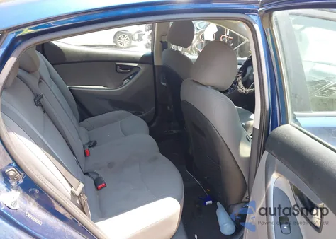 2015 Hyundai Elantra Se z USA, uszkodzony, nr VIN 5NPDH4AE5FH577260